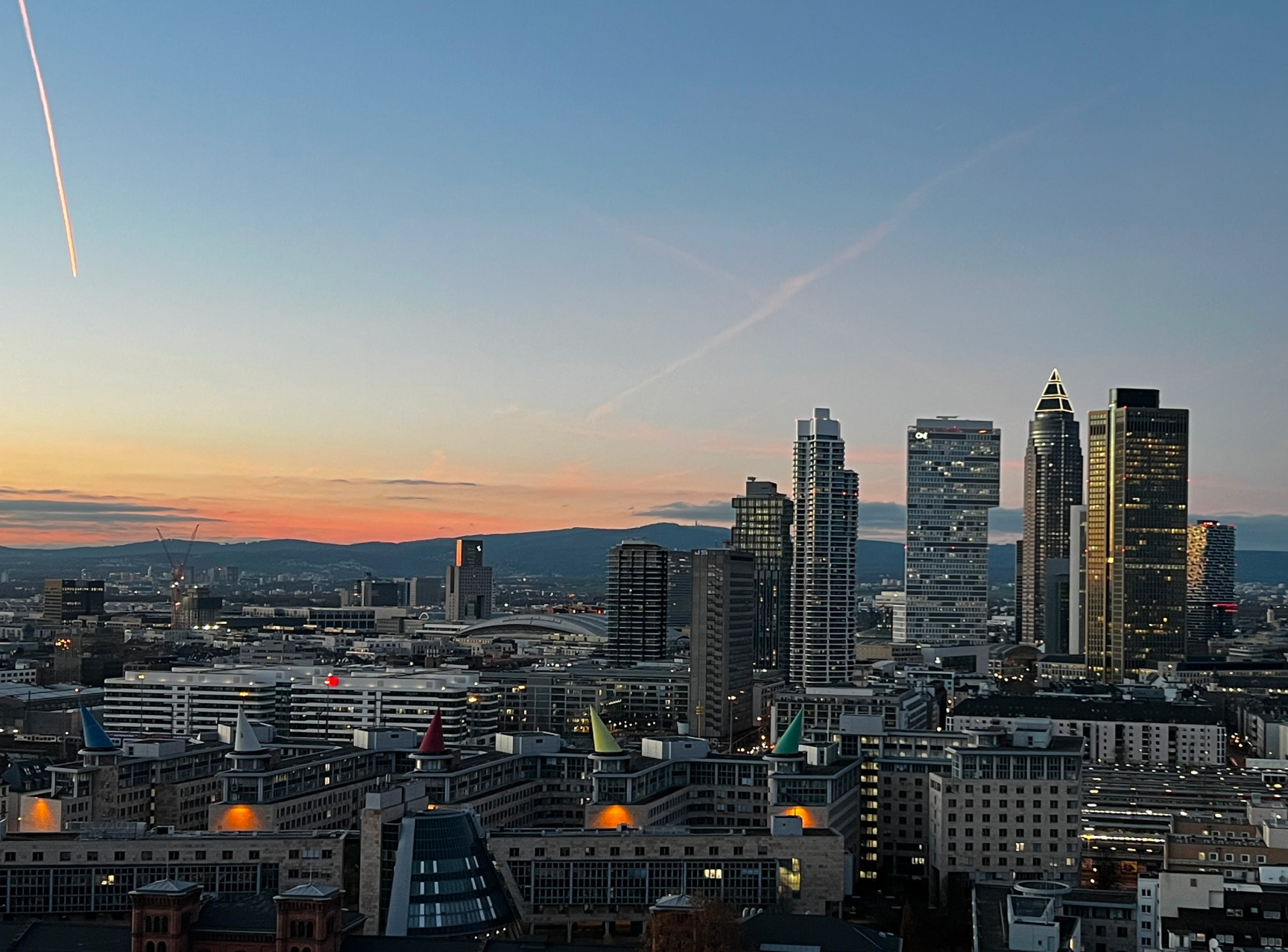 Latent Lab Frankfurt Skyline